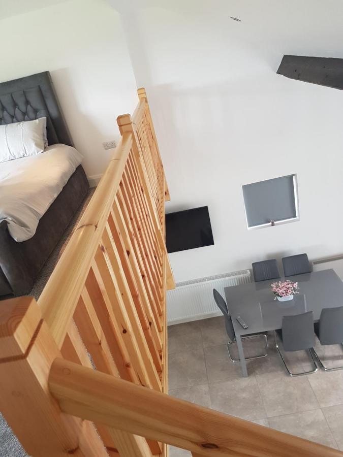 Brendan'S Apartment On Same Grounds As Family Home Armoy 외부 사진